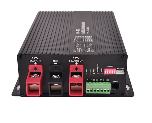 CE/FCC/ROHS อนุมัติ 12V 90A เครื่องชาร์จแบตเตอรี่แสงอาทิตย์ MPPT กันน้ํา สําหรับระบบแบตเตอรี่คู่
