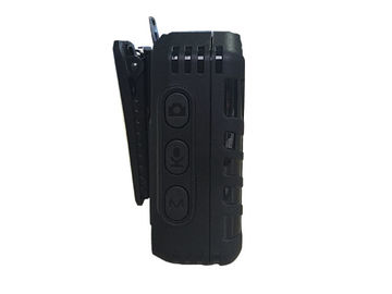 เครื่องบันทึกภาพตำรวจแบบพกพา 2900 MAh แบตเตอรี่ลิเธียมมุมกว้าง 140 องศา
