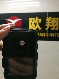 เจ้าหน้าที่ตำรวจแบบพกพาสวมกล้อง 5.0 MP CMOS Sensor ROHS Approved