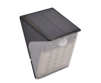 แบตเตอรี่พลังงานแสงอาทิตย์ Wifi กล้องรักษาความปลอดภัย Ourdoor Waterproof IP65 กล้องวงจรปิด IP Light Type