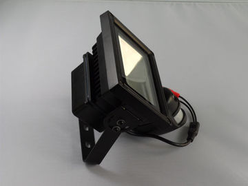 กล้องรักษาความปลอดภัย CMOS Floodlight Wifi 2.0 เมกะพิกเซล 8 ผู้ใช้พร้อมกันตรวจสอบ