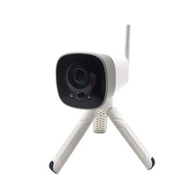 กล้องรักษาความปลอดภัยขนาดเล็ก Wifi พร้อมกล้องรักษาความปลอดภัย IP แบบใช้แบตเตอรี่ 18650 1080p ที่เก็บข้อมูลบนคลาวด์ฟรี