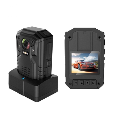 1080P HD Personal Body Camera 2.0'' LCD ในตัว 32GB บันทึก / แบตเตอรี่ 5000Mah