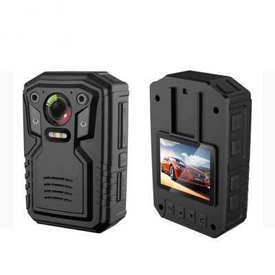 1080P HD Personal Body Camera 2.0'' LCD ในตัว 32GB บันทึก / แบตเตอรี่ 5000Mah