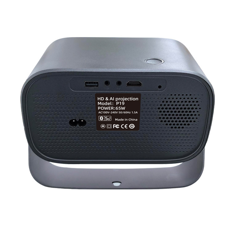 2โปรเจคเตอร์มือถือขนาดเล็ก LCD ขนาด 69 นิ้ว 720P พร้อม WIFI6 2.4G / 5G 802.11a / b / g / n / ac / ax และความสว่างแสงระดับสูง 220ANSI Lumens